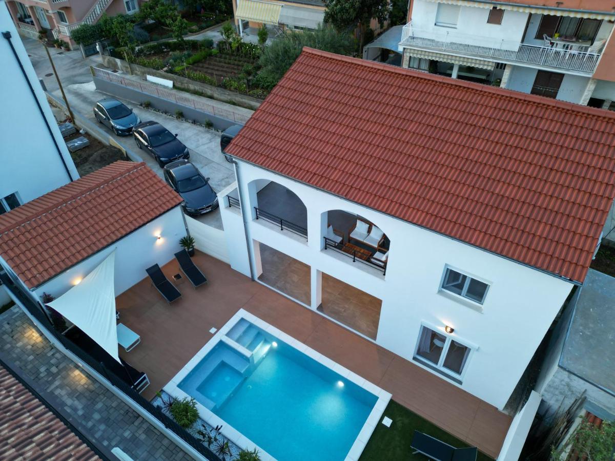 Bernie With A Pool Appartement