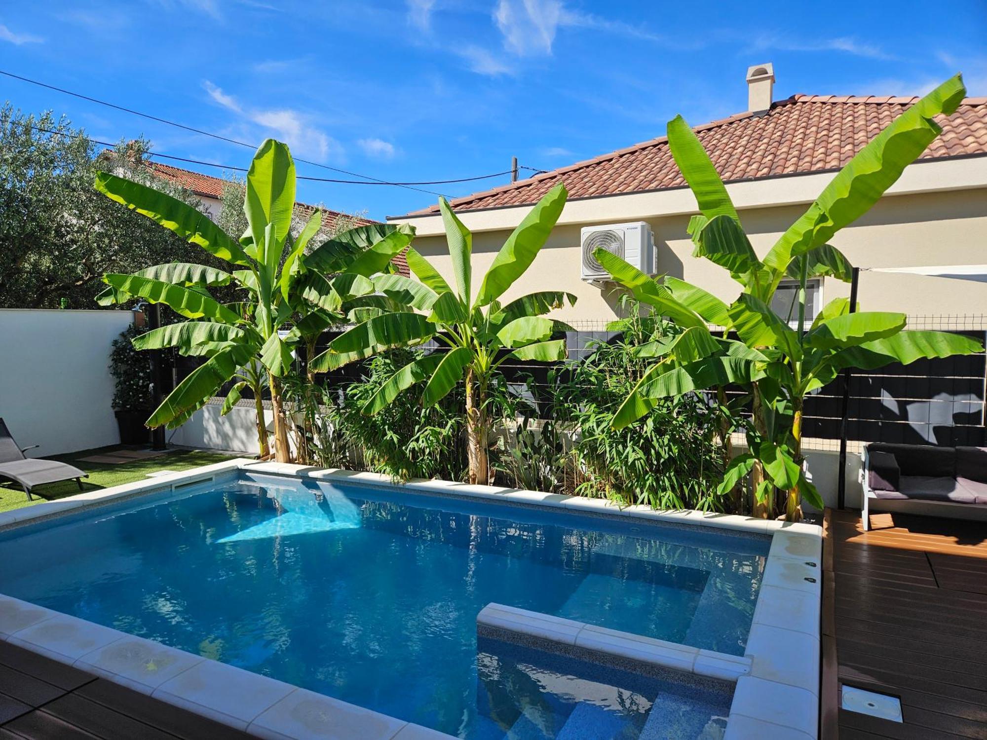 Appartement Bernie With A Pool
